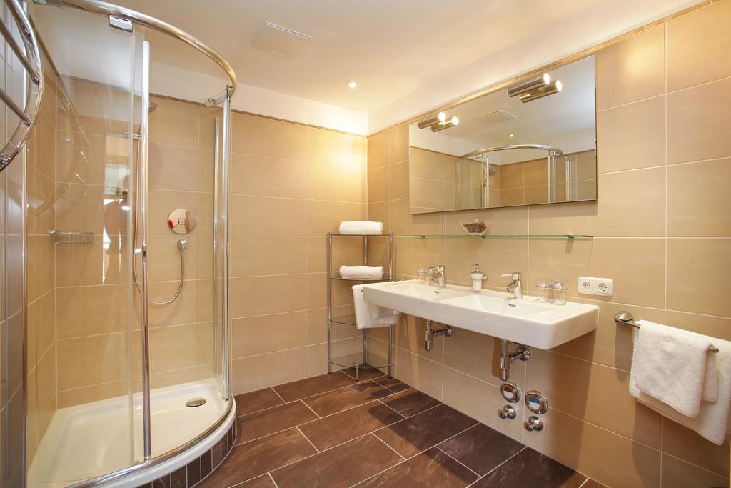 Tarlack Appartements Huetten 34 Leogang Phòng bức ảnh